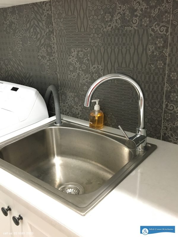 Laminate Kitchen Benchtops Gallery - Mid Coast Kitchens Port Macquarie